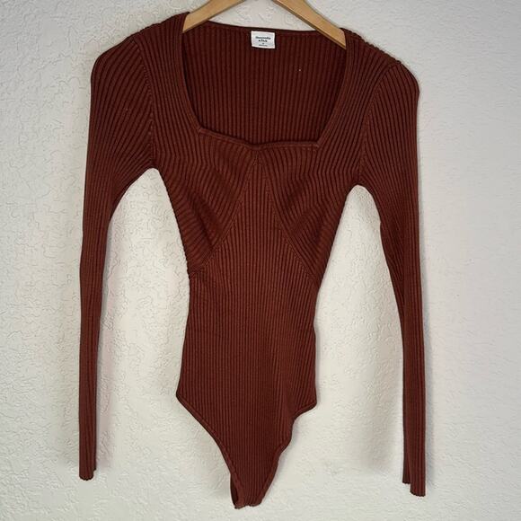 A&F Ribbed Dark Brown Bodysuit Square Neck Thong Neutral Minimalist Long Sleeve - Picture 1 of 6